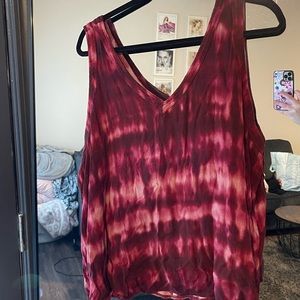 Maroon tank top